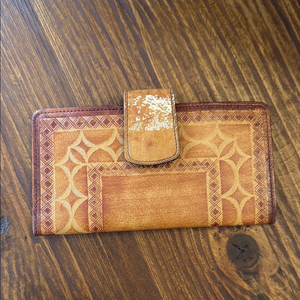 Vintage Baronet Tan and Brown Wallet Nwot